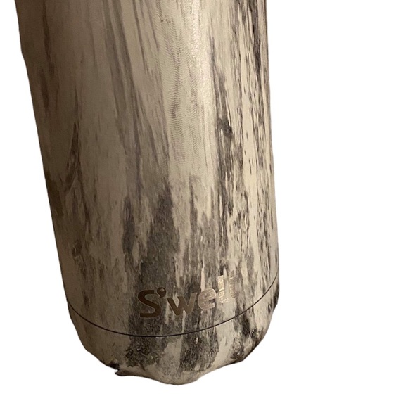 S’well Water Bottle - Picture 2 of 4